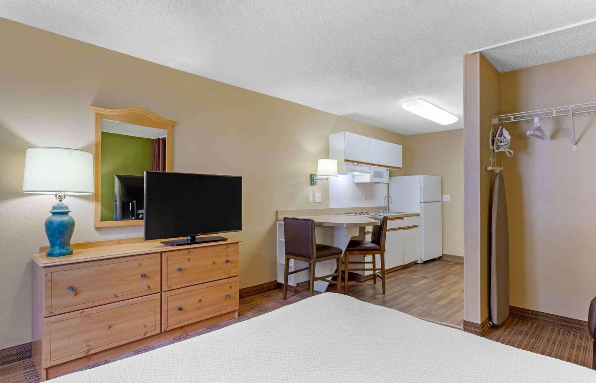 Extended Stay America Suites - Houston - Galleria - Uptown Zewnętrze zdjęcie