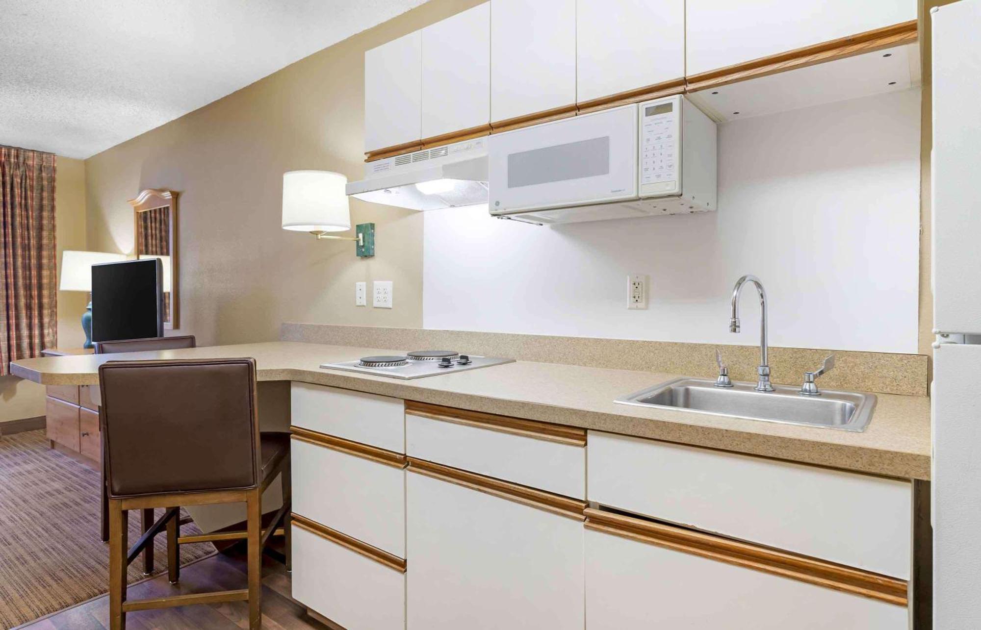 Extended Stay America Suites - Houston - Galleria - Uptown Zewnętrze zdjęcie